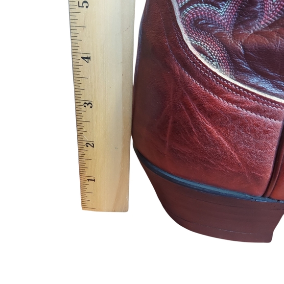 Vintage Tony Lama Cherry Mahogany Bbullhide leather boots - Picture 14 of 16